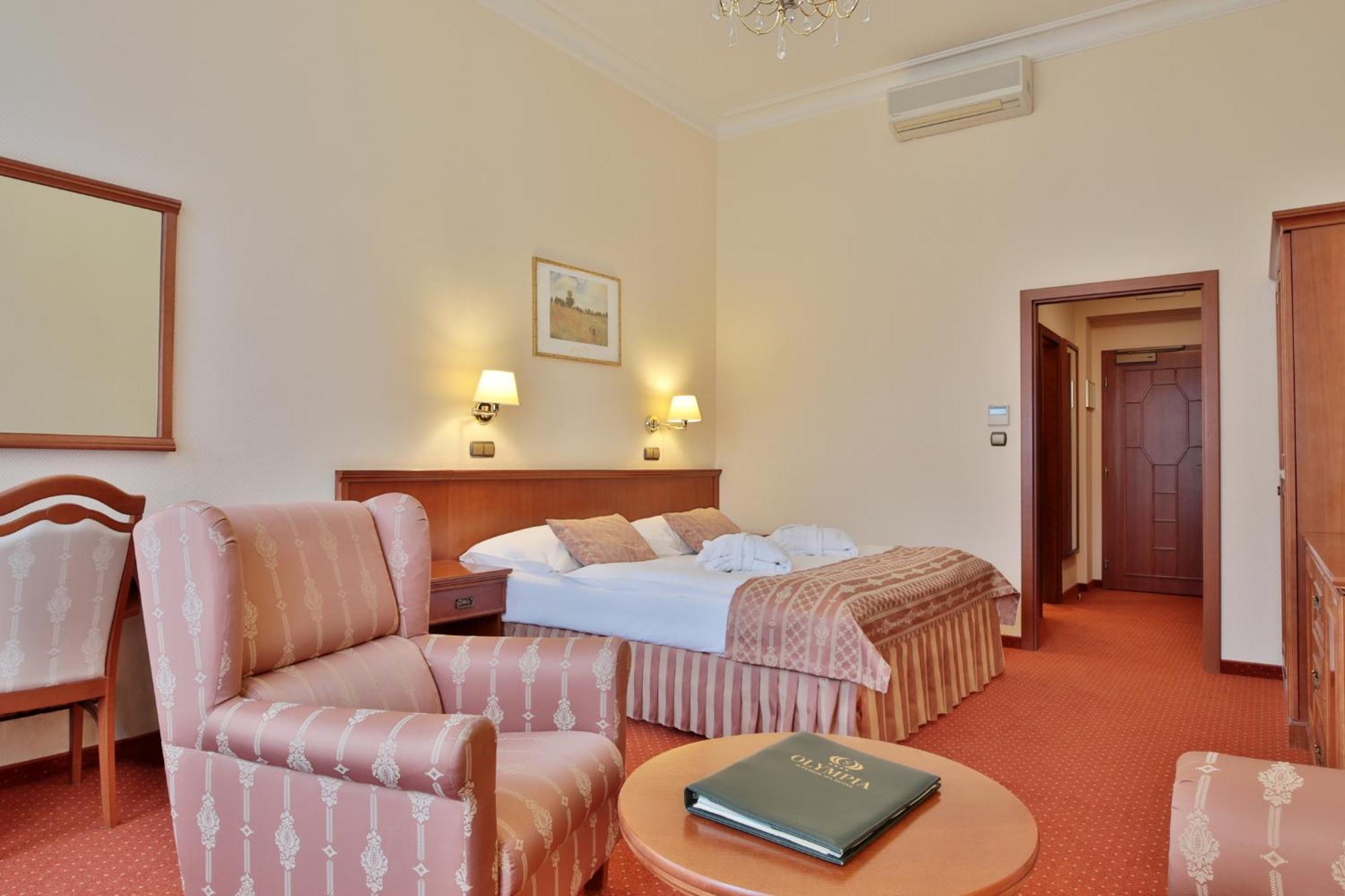 Speciální nabídka – dvoulůžkový pokoj Superior s manželskou postelí nebo oddělenými postelemi, výhledem na město a balíčkem Stay & Relax